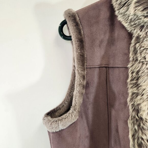 Vintage French Spy Vest Size 10 Lavender Faux Fur - Picture 3 of 10